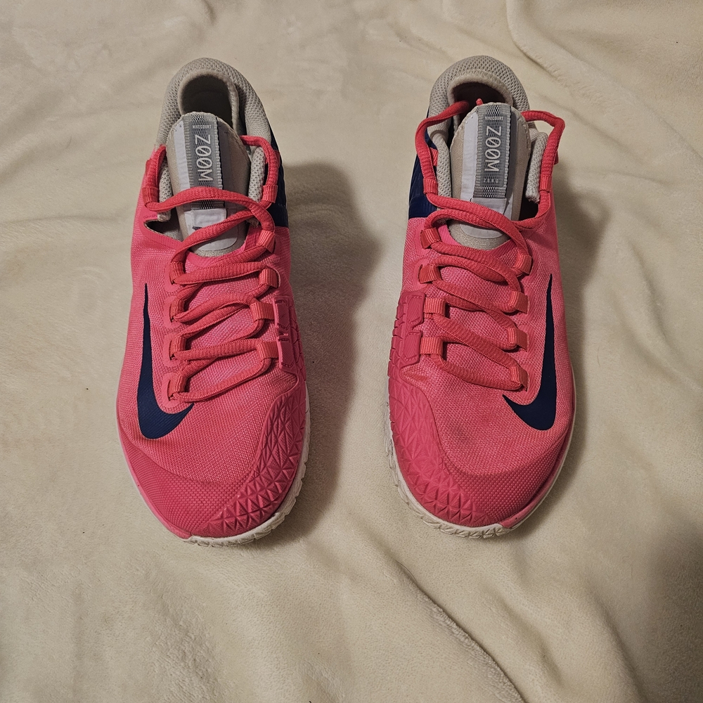 Nike Air Zoom Zero Pink and Black Athletic Shoes